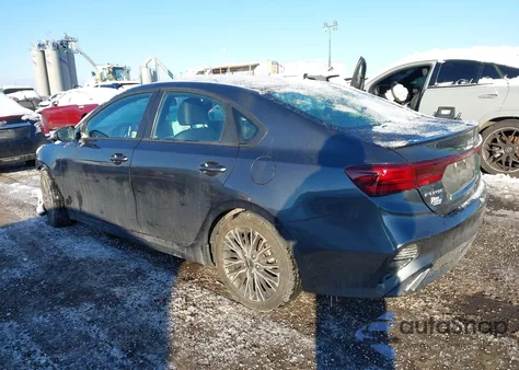 2024 Kia Forte Gt-Line z USA, uszkodzony, nr VIN 3KPF54AD3RE780004